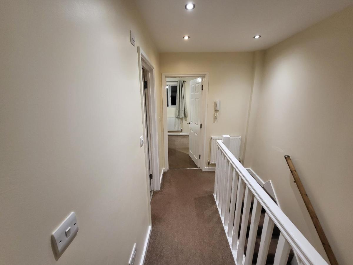 Great Apartment Next To Tooting Bec Tube Station! London Exterior photo